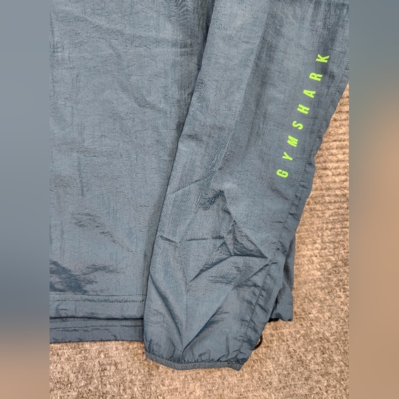 Gymshark Men's Windbreaker Jacket Size Small Teal Lime Green Hoodie Full Zip - Picture 3 of 16